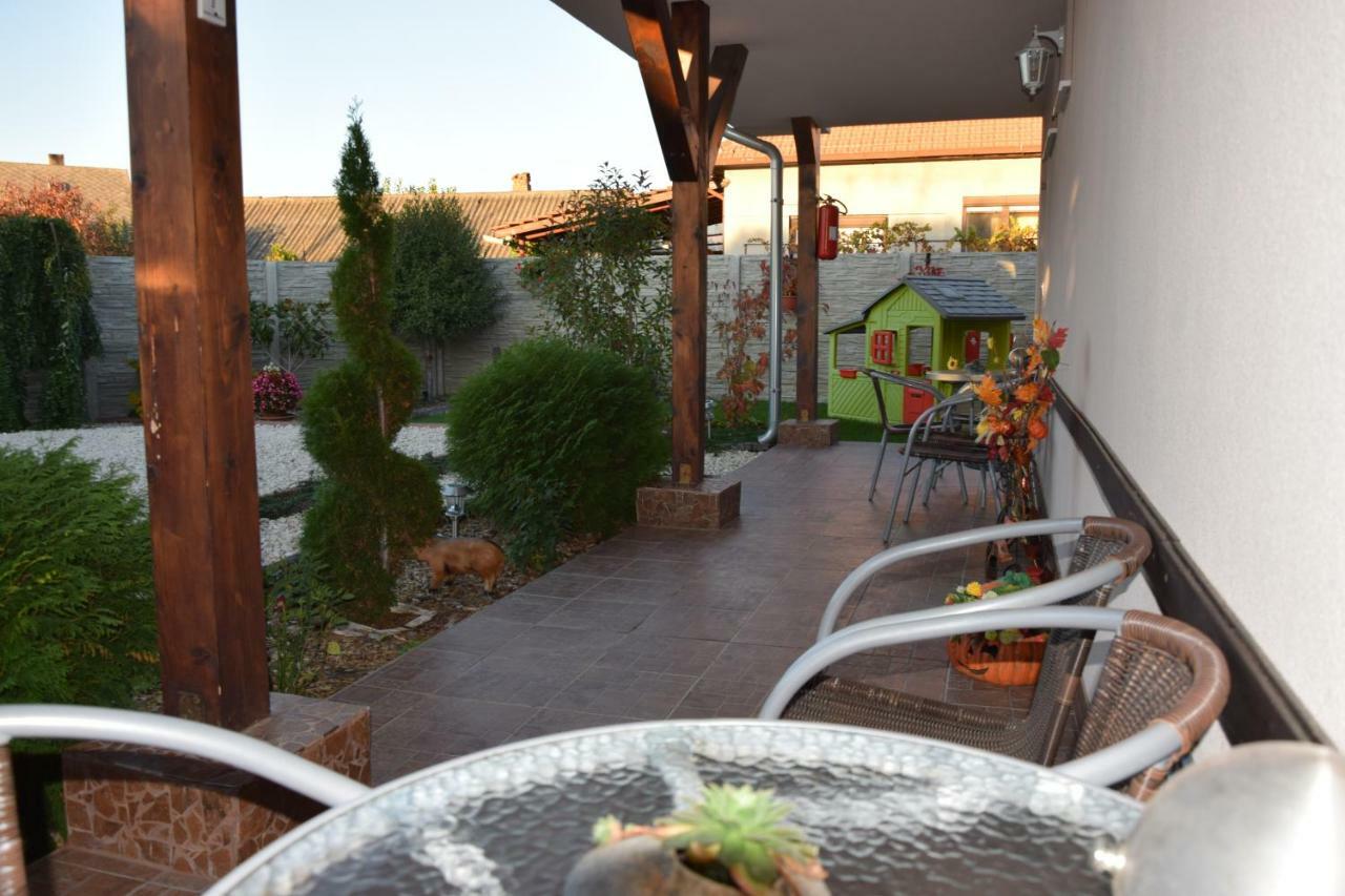 Belany Studios Velky Meder Exterior photo