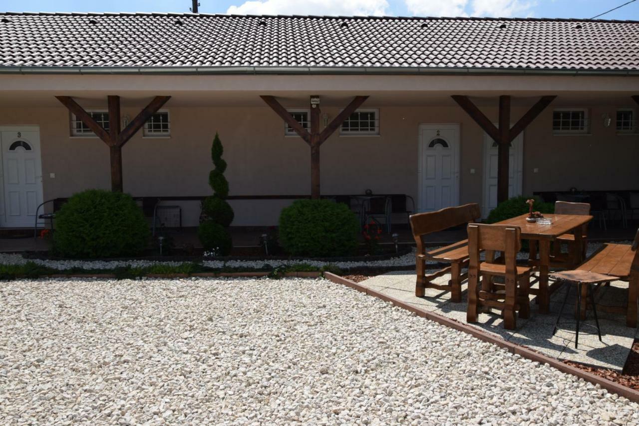 Belany Studios Velky Meder Exterior photo